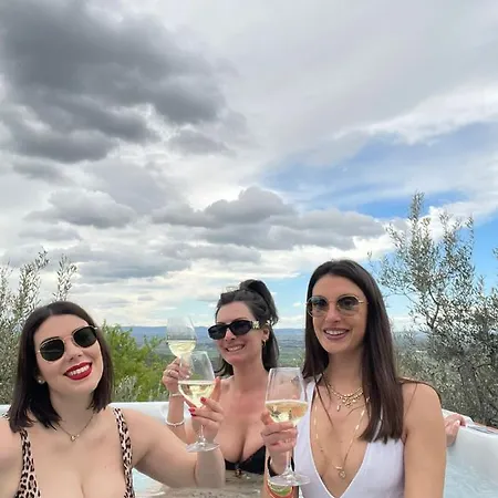 Vallibona Pool's Depandance Apartment